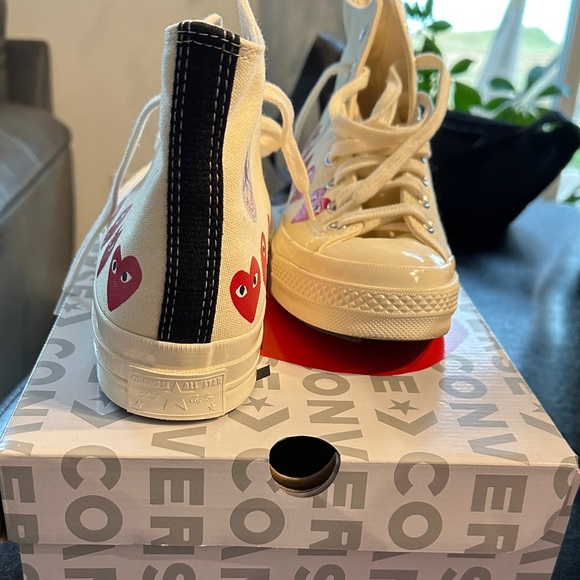 Converse Comme des Garçons Cream High-Tops with Red Heart Pattern - Picture 8 of 9